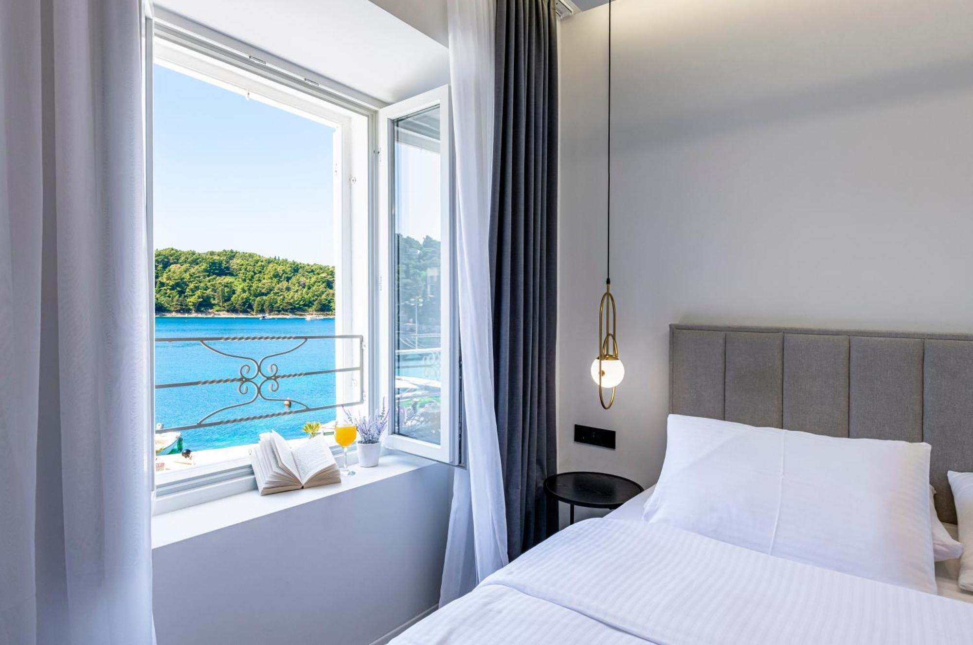 La Porta 2, Seaview In The Center Apartment *